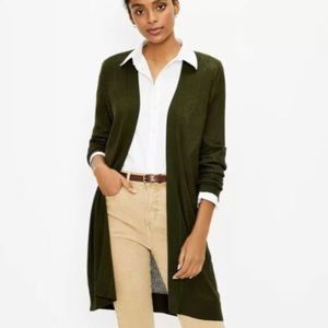 Like New Olive Green Long Knit Cardigan with Pockets
